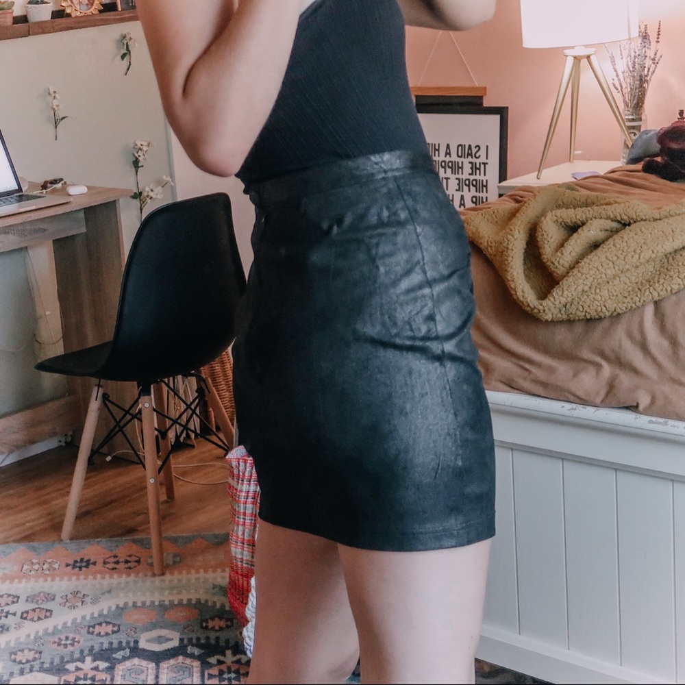 Free People Rumi Ruched skirt - Picture 2 of 5